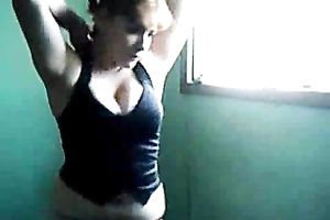 Chubby coed amateur wife exposes her body in underware in empty college room