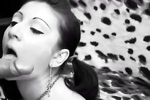 Friend of mine drilled his hawt sweetheart in his bedroom in her face hole