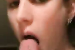 Charming nineteen years old girlfriend goes down on me engulfing my bulky knob