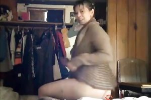 This avid cheating wife always welcomes pleasure and that babe likes chatting on livecam