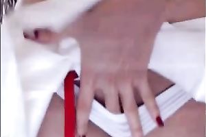 Mesmerizing dilettante Pakistani hottie Nafiza teases studs on livecam