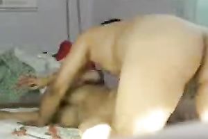 Missionary styl sex session of a Pakistani young slutwife