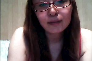 Delicious dark brown fairy rubs her hairless fur pie with dildo