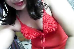 Nasty and naughty Indian milf flashes her goodies on livecam