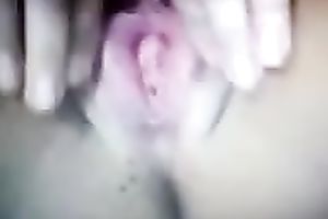 Chubby anonymous enchantress dildos her juicy poontang