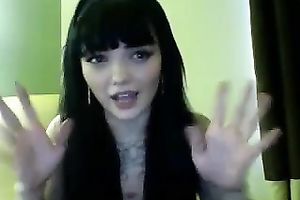 Long haired consummate livecam sweetheart in dark stuff had a vibe for her moist love tunnel