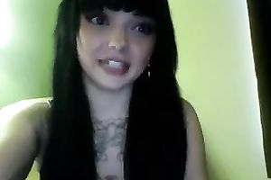 Long haired consummate livecam sweetheart in dark stuff had a vibe for her moist love tunnel