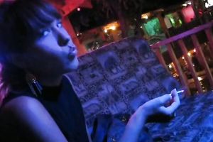 Russian party bitch named Dasha gives irrumation in night club