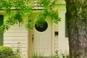 Busty torrid blondie attacked the throat of mustached chap and got nice twat licking