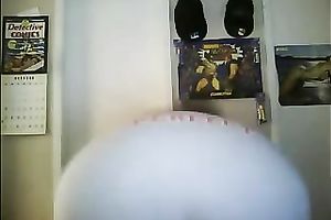 Big a-hole swarthy whore shaking her gazoo on web camera for me