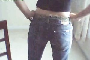 Seductive non-professional cam dirty slut wife plays with her knocker for me