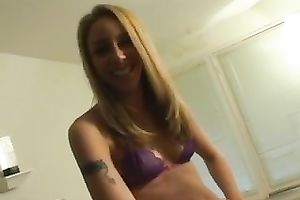 Adorable and hot skanky models preparing their feet for the scene