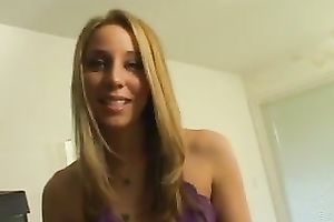 Adorable and hot skanky models preparing their feet for the scene