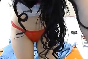 Wonderful lengthy haired hawt webcam hottie was bragging of her good arse