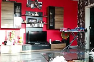 My girlfriend likes walking stripped around the abode