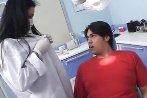 Hot dentist seduces a client and gives him a stunning fellatio