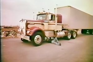 Horny playgirl just loved to engulf and ride her friend's big and chubby 10-Pounder