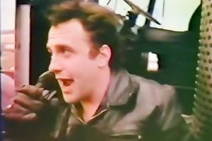 Horny playgirl just loved to engulf and ride her friend's big and chubby 10-Pounder