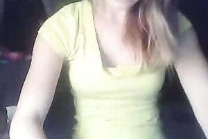 Cute non-professional hottie flashes her natural large titties on camera