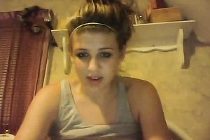 Awesome light haired beauty with wet pointer sisters and hawt bum enjoys masturbation