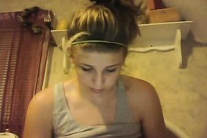 Awesome light haired beauty with wet pointer sisters and hawt bum enjoys masturbation