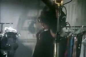 Sensational all natural white vintage hotties pose undressed