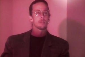 Mesmerizing golden-haired milf chick teasing with her flawless body