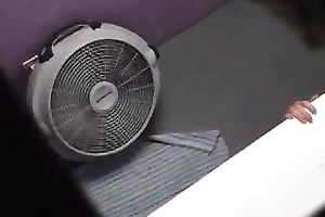 Hidden livecam movie scene from solarium, slender mamma receives stripped