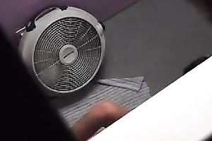 Hidden livecam movie scene from solarium, slender mamma receives stripped