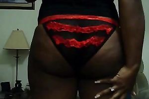 Breathtaking swarthy femdom-goddess teases me with her dark butt