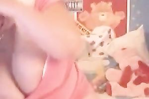 Chubby web camera milf teases with her huge natural zeppelins