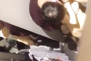 Mutual perverted spooning in the changing room by some Asian pair