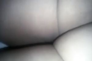 Petite hirsute snatch filmed from behind on homemade clip