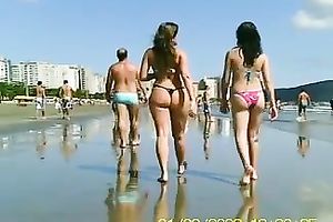 Big hawt asses at the beach full of half bare horny hotties