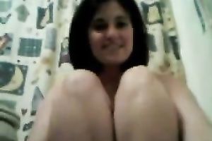 Short-haired breasty brunette hair teases me with her moist wobblers