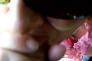 This doxy is not supermodel hawt but that babe knows her way around a shaft