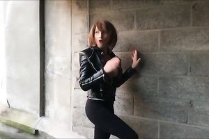 My GF can't live without showing off her all natural enchiladas and that ravishing bum wow