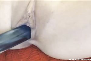 Asian beauty with dyed hair toys her muff to agonorgasmos in cam solo