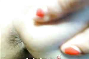 I like this web camera model's arse and so does she and that arsehole is so priceless