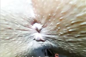 I like this web camera model's arse and so does she and that arsehole is so priceless