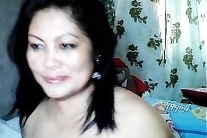 Awesome Filipina cam breasty white lady masturbated her fur pie for me