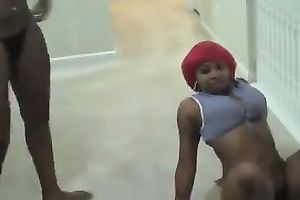 Two kewl South African hoes twerk their large asses for me