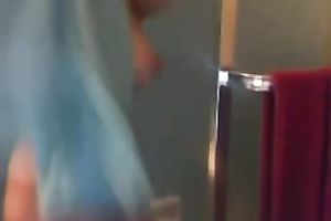 Dirty-minded dark haired livecam hottie did not mind showing her own scoops