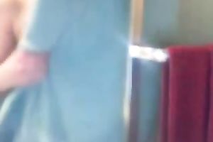 Dirty-minded dark haired livecam hottie did not mind showing her own scoops