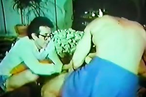 Submissive classic brunette hair fed with pecker and balls