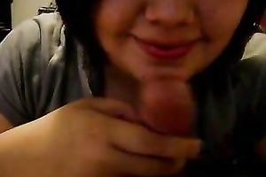 Fluffy Singapore girlfriend gives me great oral sex after college