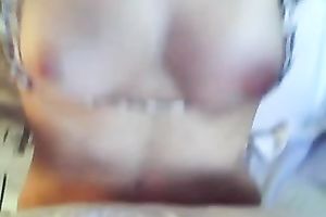 Charming dark brown chick with charming lips positions on cam