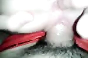 Svelte girlfriend riding hard 10-Pounder in reverse cowgirl position