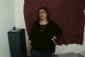 My barefaced big beautiful woman white women demonstrates her curves on webcam