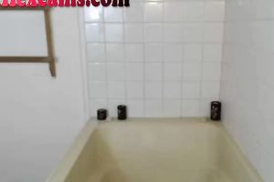 This naughty livecam model knows what body painting is all about